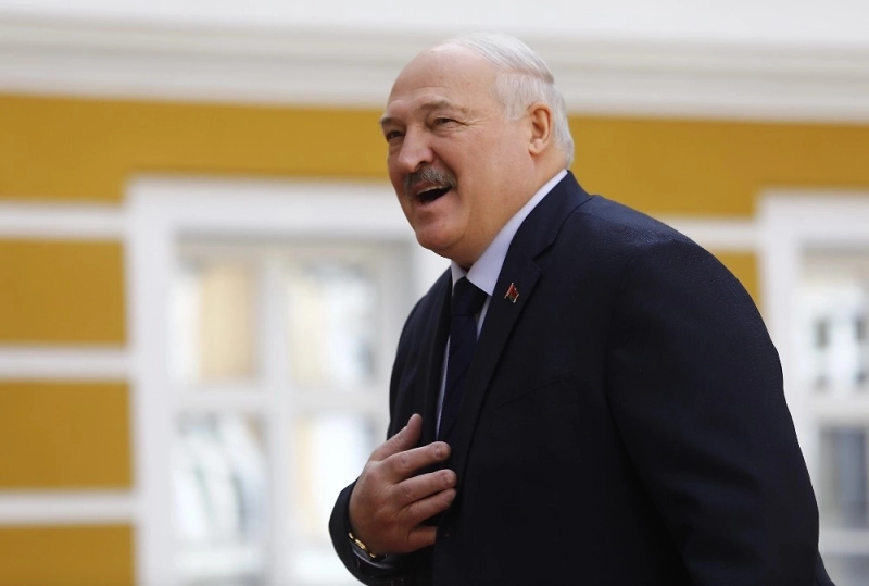 Лукашенко прилетел в КНДР к Ким Чен Ыну