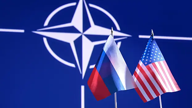 В России оценили вероятность заморозки участия США в НАТО