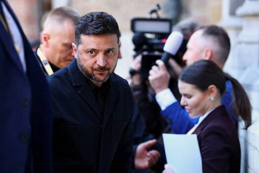 Зеленский назвал условие возвращения украинцев из-за рубежа