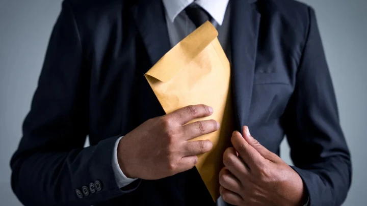 Если бы чиновники не украли 1,6 трлн: Посчитаем — что случилось бы на СВО