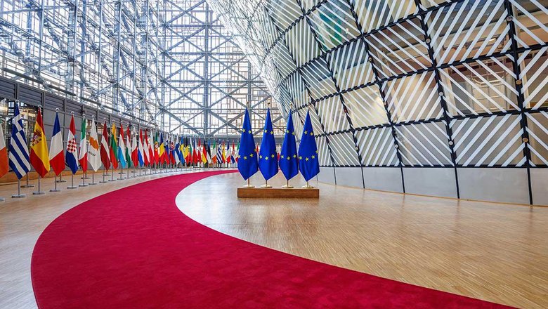 Европейский совет окончательно утвердил 20-й пакет санкций против России