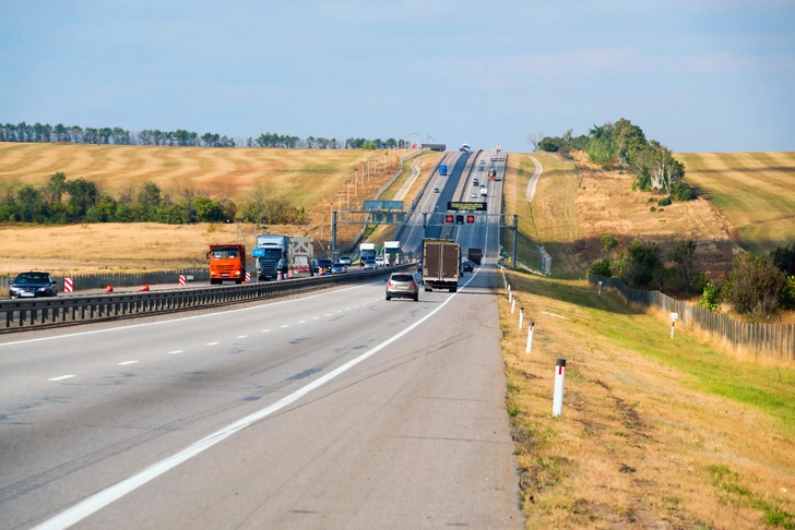 Сколько стоит доехать из Москвы в Сочи по платным трассам в 2026 году: считаем расходы Сколько стоит доехать из Москвы в Сочи по платным трассам в 2026 году: считаем расходы