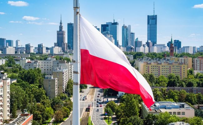 Для получения гражданства Польши украинцам придется подписывать «акт лояльности»