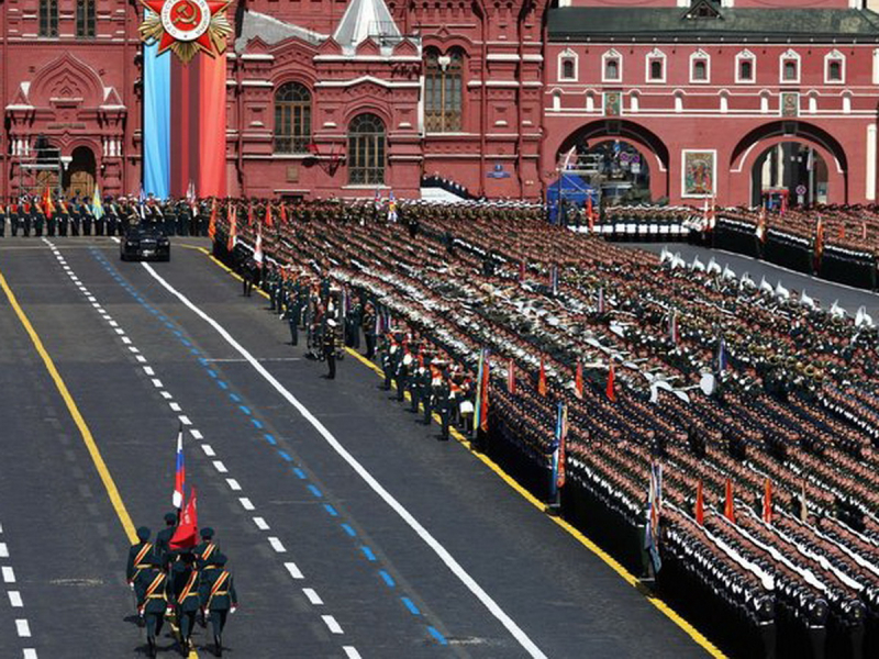 «На выбор — ядерка или роддом»: Шарий раскрыл планы провокации Киева на 9 мая