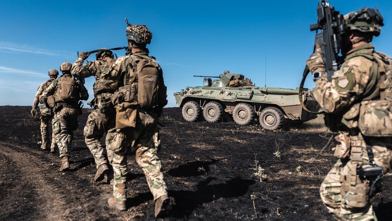 США потребуют от НАТО отчета о военных расходах на саммите в Анкаре
