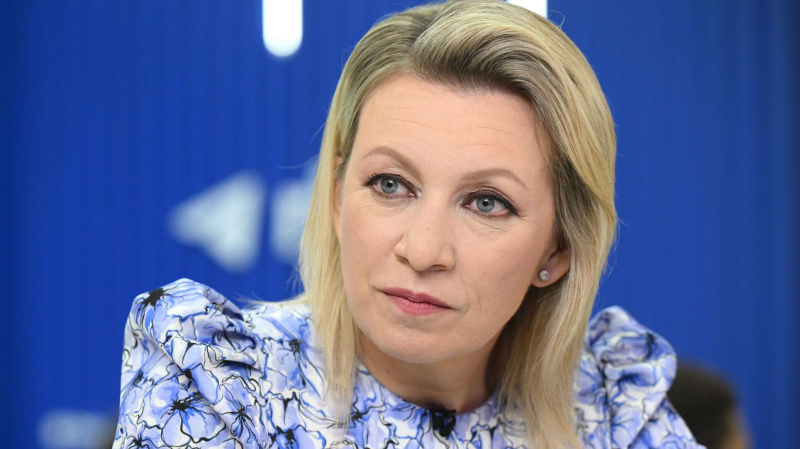 Захарова: украинцы обманулись с Зеленским, как немцы с Гитлером