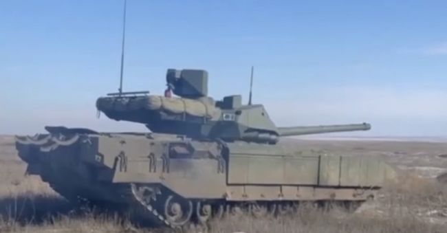 Американцы взялись рассуждать о будущем российской «Арматы»