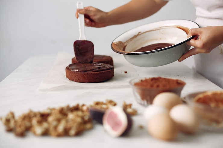 Как приготовить глазурь для кулича без сахарной пудры
