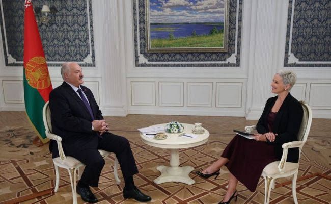 Лукашенко назвал путь решения конфликта на Украине