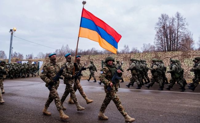 Приехавших из России на выборы армян отправят на военные сборы — RMF24