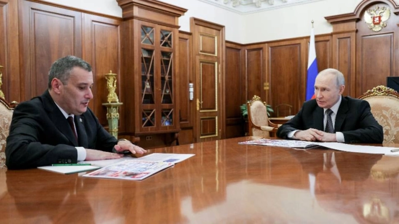 Путин отметил рост инвестиций и промпроизводства в Курской области