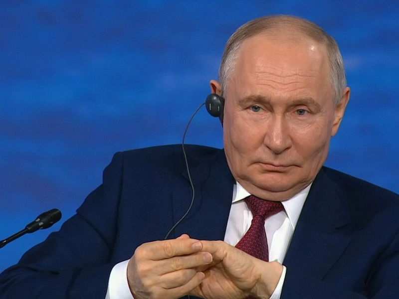 «Работайте, братья!»: Путин ответил на письмо Зеленского с «элементами хамства» и рассказал о тайной поездке в Киев