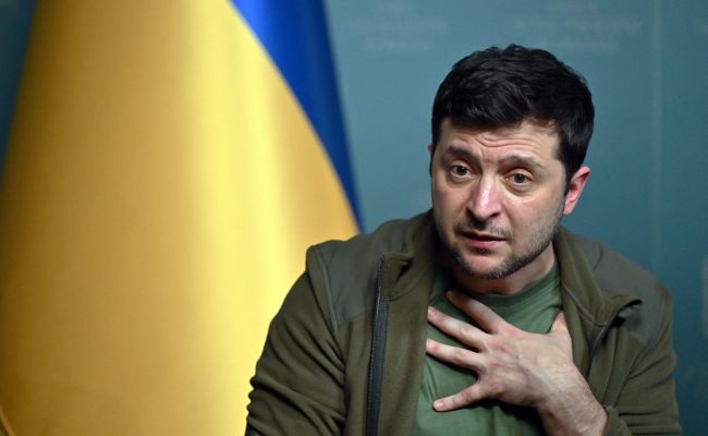 Украинская хунта пытается убедить Запад в том, что ВСУ одерживают победу — Слуцкий