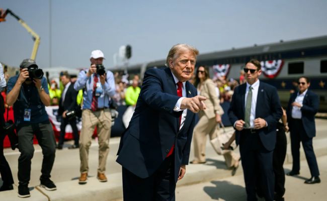 Будем вас снова бомбить: Трамп торгуется с Ираном, нефть дорожает
