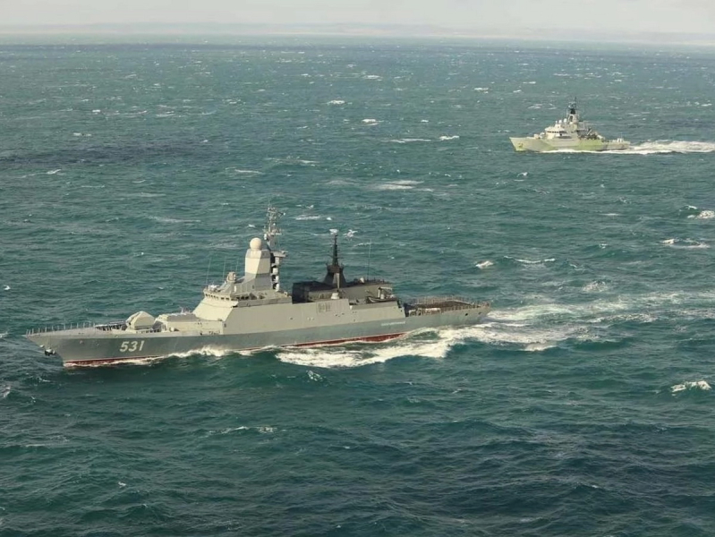 «Говорит русский военный корабль 531»: корвет «Сообразительный» отогнал корабль ФРГ от танкера в Балтийском море
