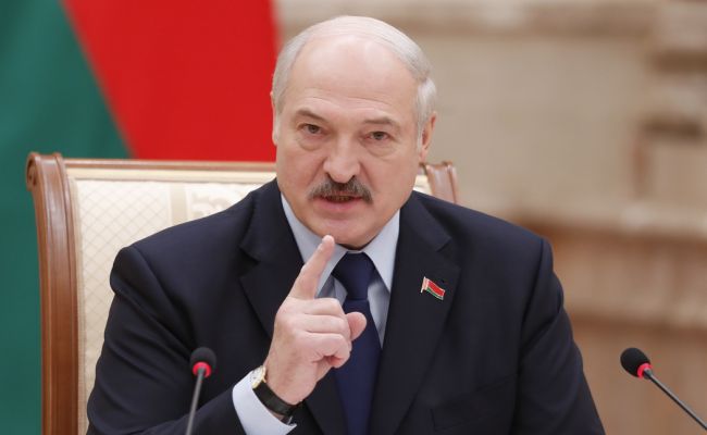 На фоне слухов об отставке Сырского Лукашенко перетасовал своих генералов
