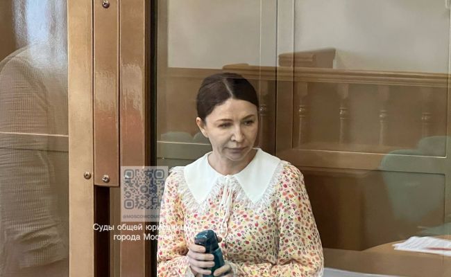 Отцу Блиновской вернули ранее выставленную на продажу квартиру в Москве