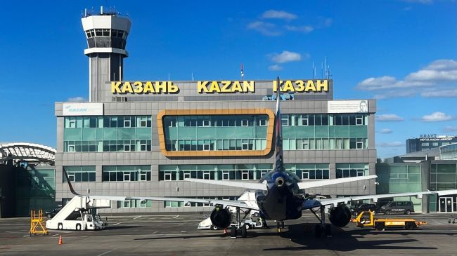 Шесть российских аэропортов приостановили работу