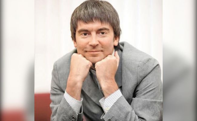 Умер журналист, автор и ведущий легендарной программы «Тихий дом» Сергей Шолохов