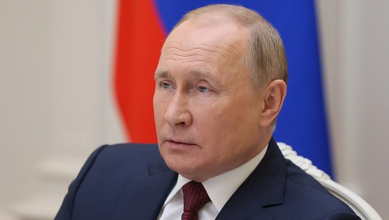 Везёт тому, кто везёт: Путин крылатым выражением поздравил военных РФ с успехами в зоне СВО