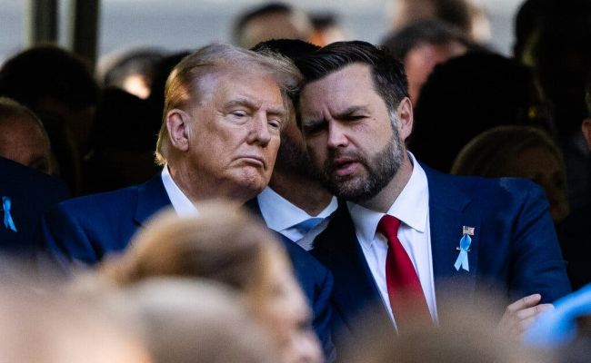 Белый дом «засел в глухой обороне» — кто у кого в итоге сменит режим — США или Иран?