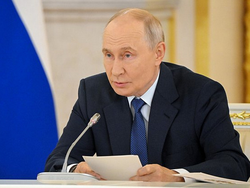 «Критических последствий нет, но вред наносят»: Путин впервые оценил последствия ударов ВСУ по России