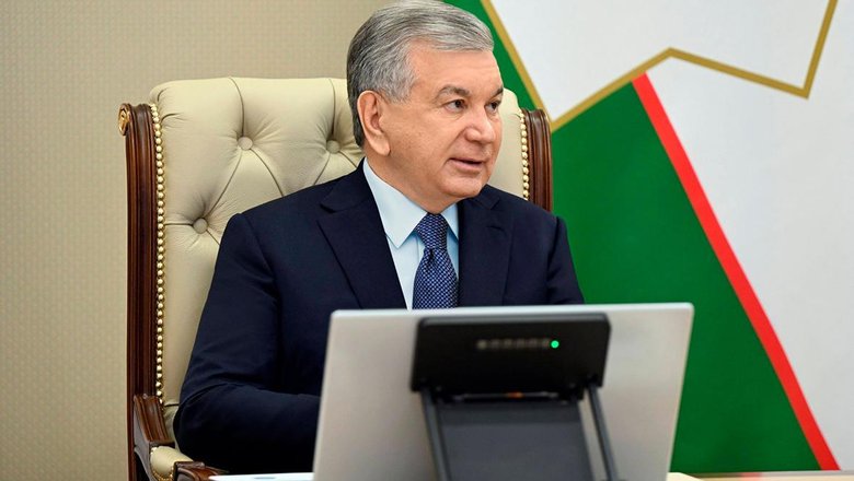 Мирзиёев поручил каждый день следить за бурением скважин и рынком бензина