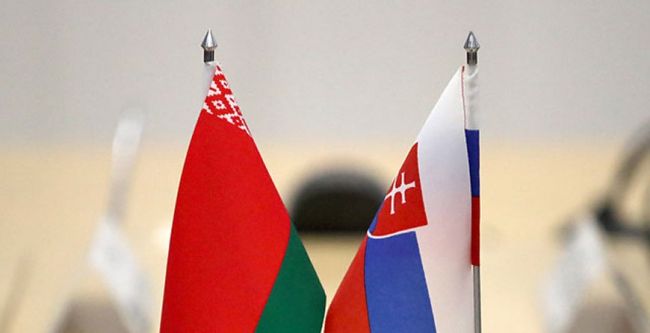 СМИ: У Белоруссии возникли трудности с перезапуском своего посольства в Словакии