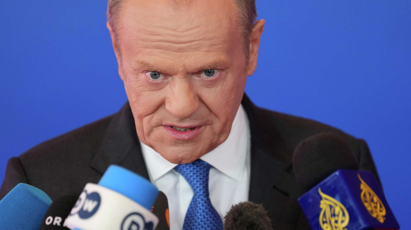 Премьер Польши обвинил Навроцкого и Дуду в уничтожении верховенства права